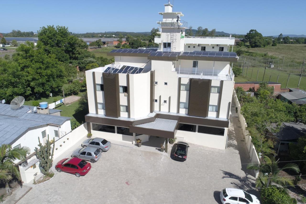 Terra Do Chimarrao Hotel Venancio Aires Exterior photo
